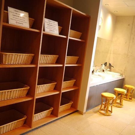 HEARTS Capsule Hotel&Spa HAKATA Fukuoka  Buitenkant foto